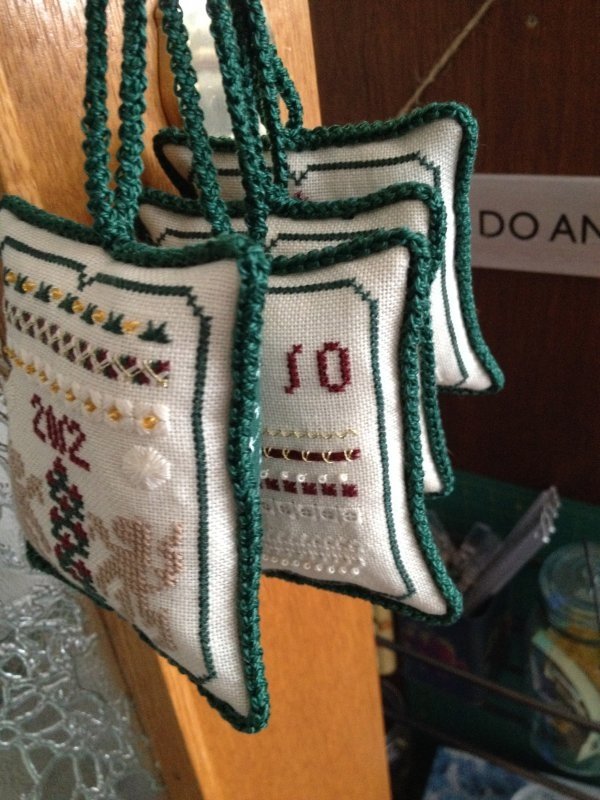 ornaments-stitching1